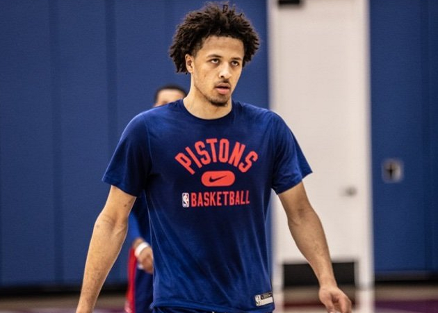 攻防两端都 攻防两端都