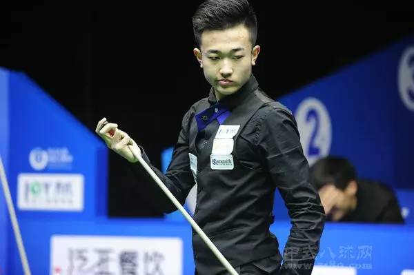 表现出色 表现出色