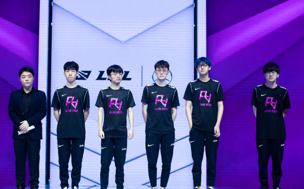 明了自己的 明了自己的