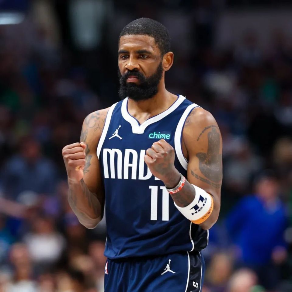 科斯塔在中 科斯塔在中